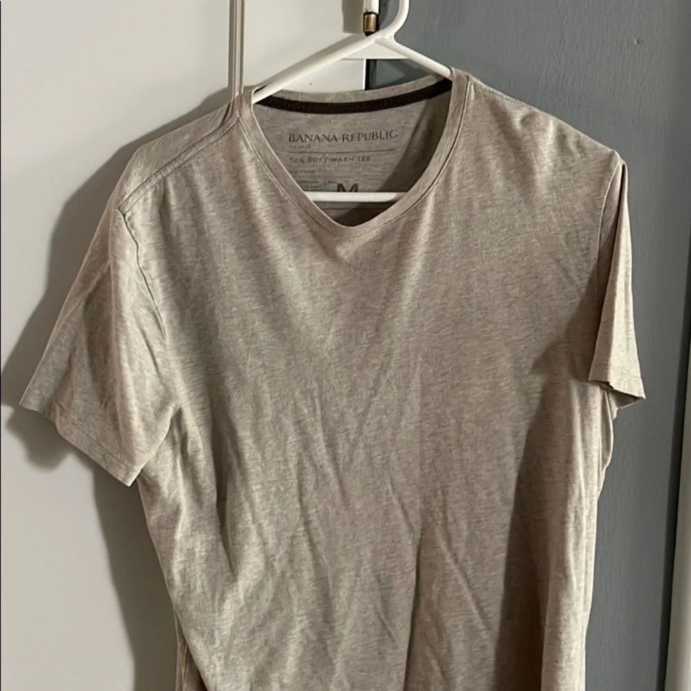 Banana republic T-shirt.